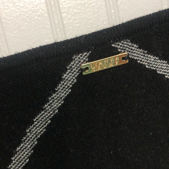 IvankaTrump Trellis Design SWEATER Black&White Elbow Slv - Picture 4 of 5